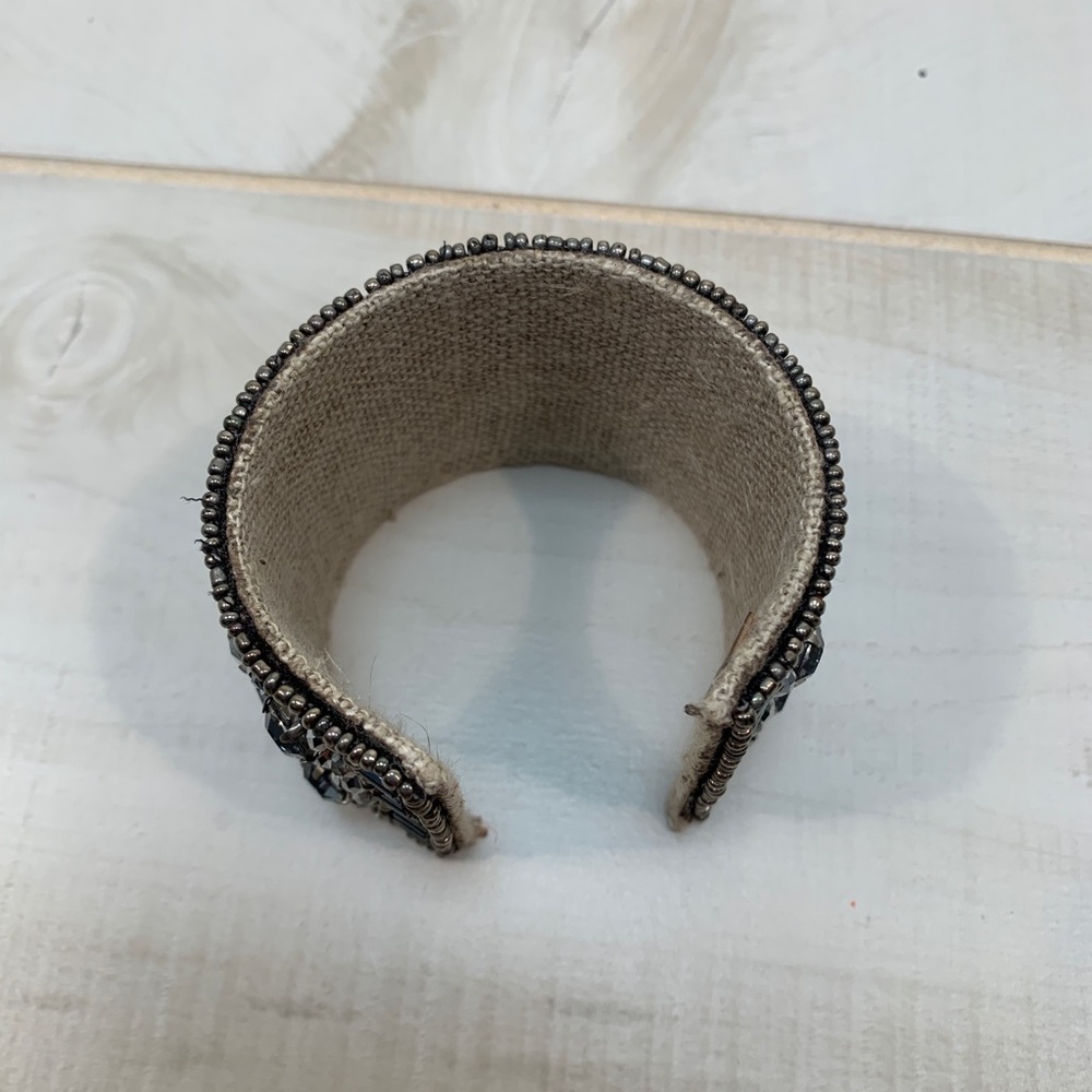 Sam DuPont Glam Devi Cuff Beaded Bracelet - Picture 5 of 6